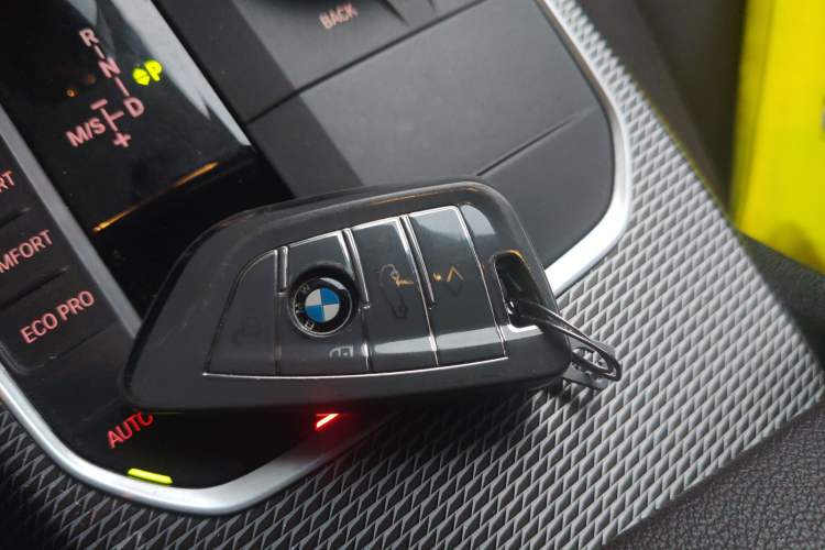 Used BMW 3 Series 2020 Restyled 325i M Sport Night Edition Package Vehicle Key