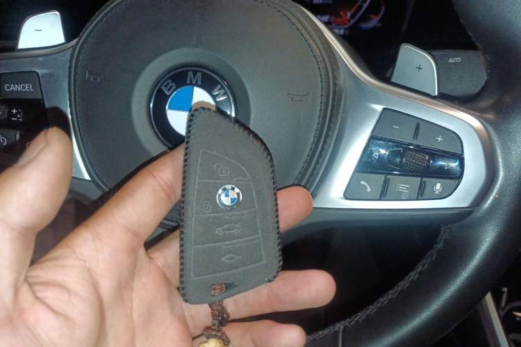 Used BMW 3 Series 2020 Facelifted 325Li M Sport Night Edition Package Vehicle Key
