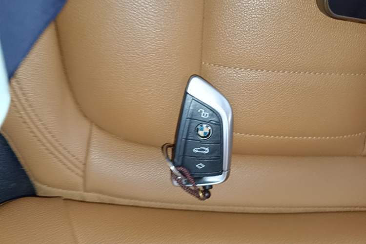 Used BMW 3 Series 2020 325Li M Sport Package Vehicle Key