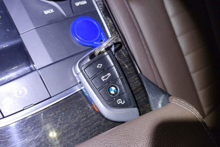 Used BMW 3 Series 2020 325Li M Sport Package Vehicle Key