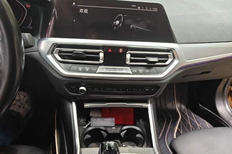 Used BMW 3 Series 2020 Restyled 325i M Sport Night Edition Package Audio And AC Panel