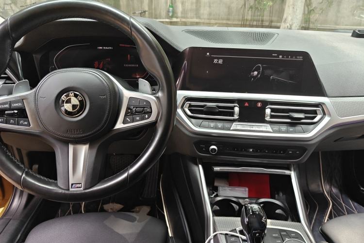 Used BMW 3 Series 2020 Restyled 325i M Sport Night Edition Package Center Console