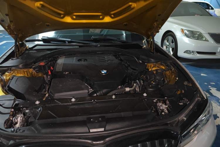 Used BMW 3 Series 2020 325Li First Edition Engine Bay Left