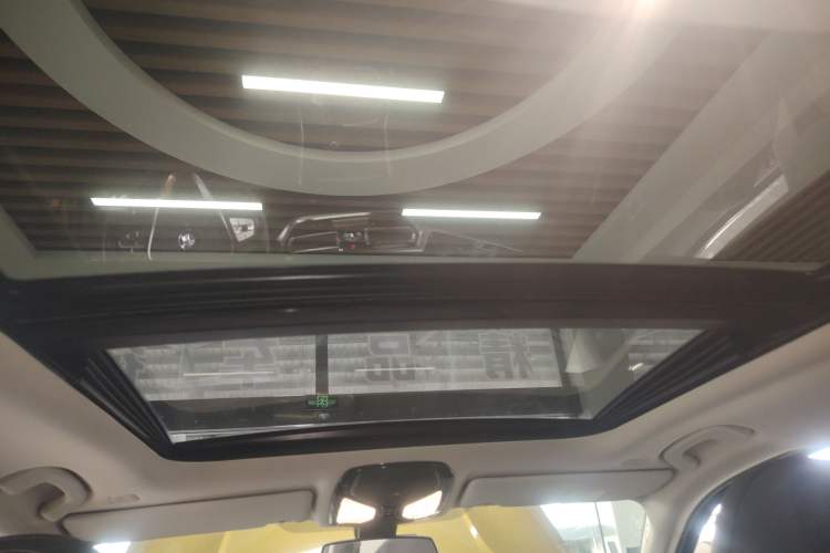 Used BMW 3 Series 2020 325Li First Edition Headliner