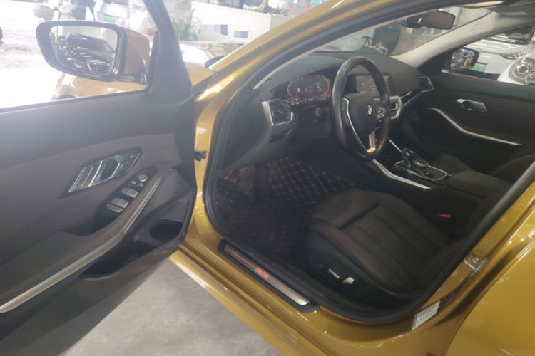Used BMW 3 Series 2020 325Li First Edition Interior 3