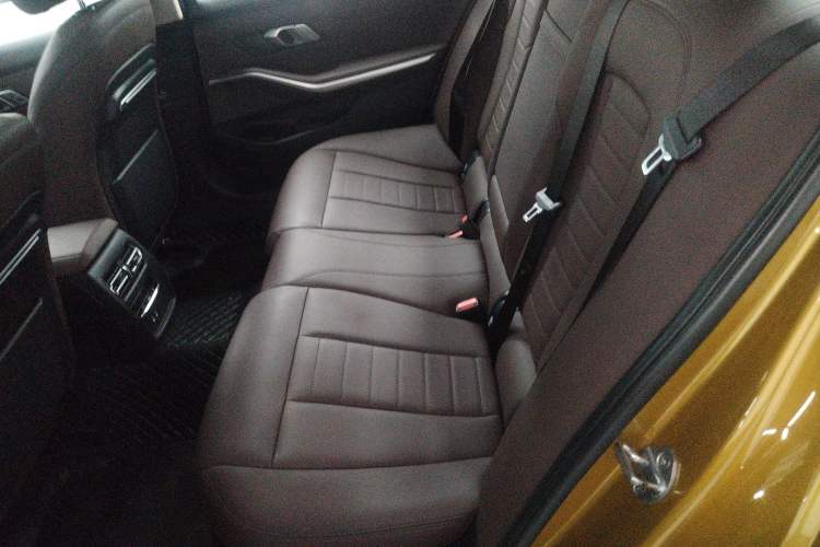 Used BMW 3 Series 2020 325Li First Edition Interior 4