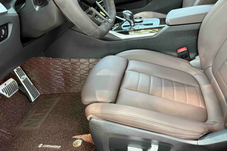 Used BMW 3 Series 2020 325Li M Sport Package Left Front Seat