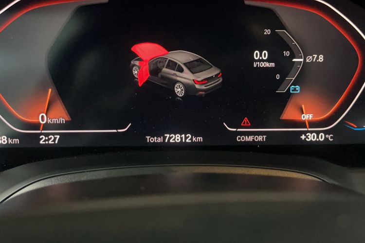 Used BMW 3 Series 2020 325Li First Edition Odometer Close Up