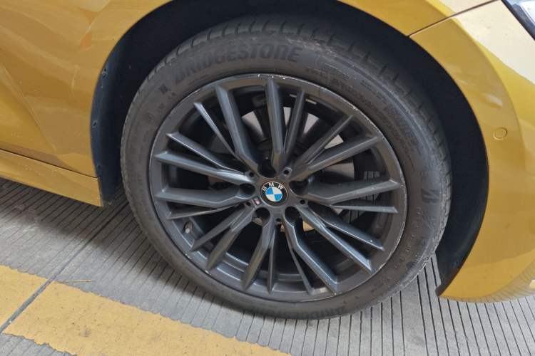 Used BMW 3 Series 2020 Restyled 325Li M Sport Package Right Front Wheel Hub