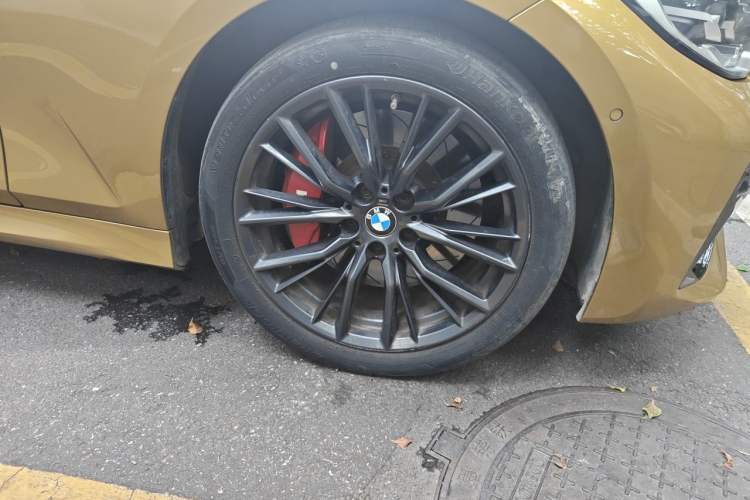 Used BMW 3 Series 2020 Restyled 325i M Sport Night Edition Package Right Front Wheel Hub