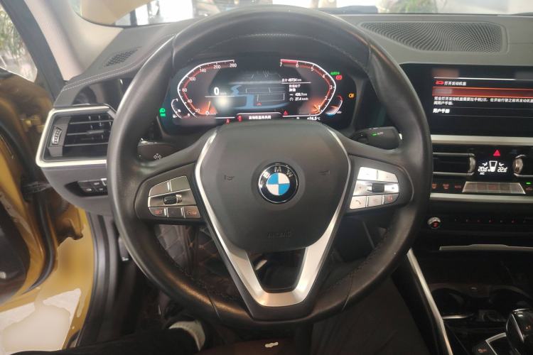 Used BMW 3 Series 2020 325Li First Edition Steering Wheel