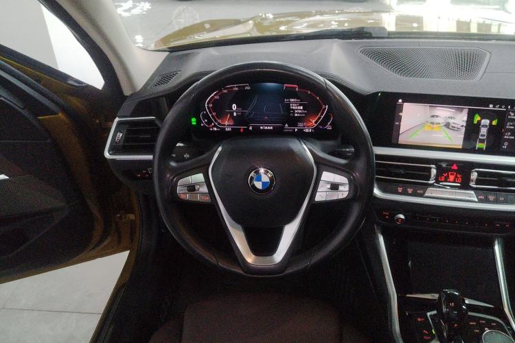 Used BMW 3 Series 2020 325Li First Edition Steering Wheel