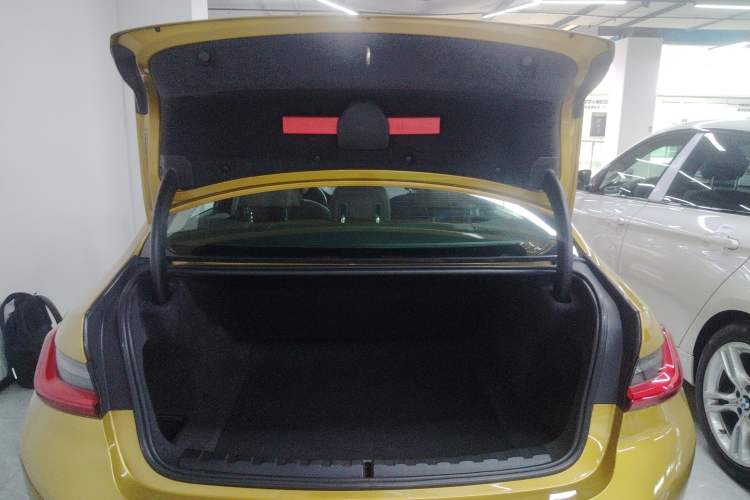 Used BMW 3 Series 2020 325Li First Edition Trunk