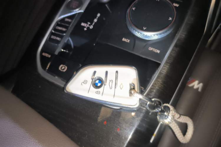 Used BMW 3 Series 2020 325Li M Sport Package Vehicle Key