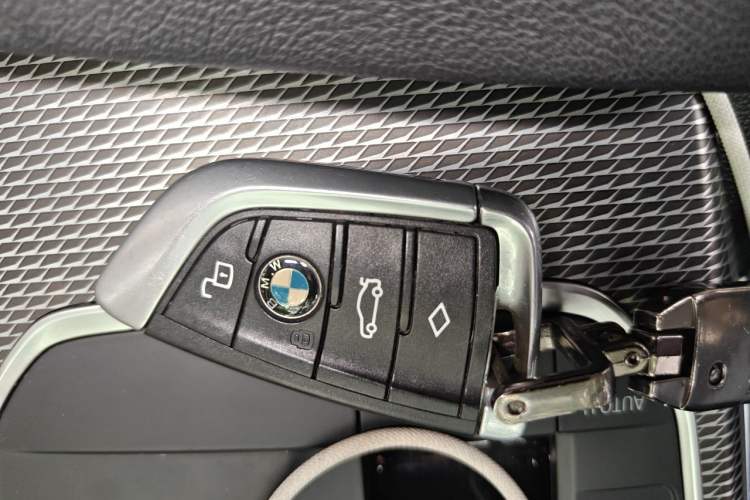 Used BMW 3 Series 2020 Restyled 325i M Sport Night Edition Package Vehicle Key
