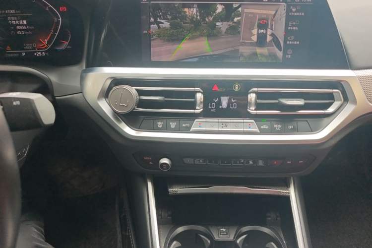 Used BMW 3 Series 2021 Second Facelift 325Li M Sport Night Edition Package Audio And AC Panel