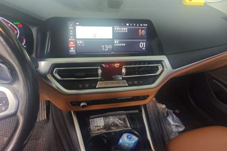 Used BMW 3 Series 2021 325i M Sport Night Edition package Audio And AC Panel