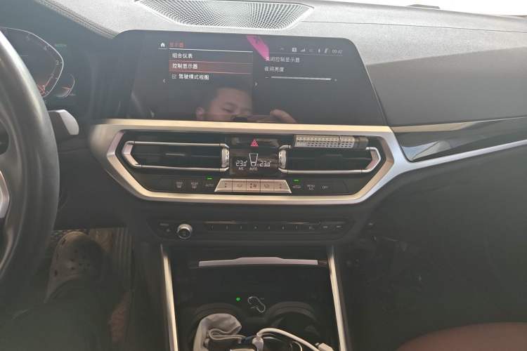 Used BMW 3 Series 2021 320Li M Sport Package Audio And AC Panel
