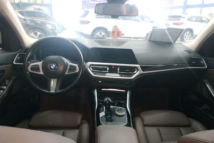 Used BMW 3 Series 2021 320Li M Sport Package Center Console