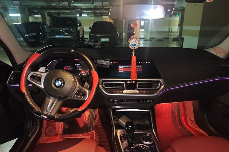 Used BMW 3 Series 2021 Restyled 325i M Sport Night Edition Package Center Console