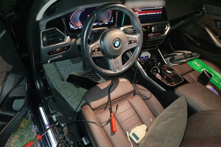 Used BMW 3 Series 2021 Facelifted 320Li M Sport Package Center Console