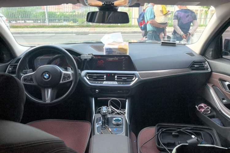 Used BMW 3 Series 2021 Second Facelift 325i M Sport Night Edition Package Center Console