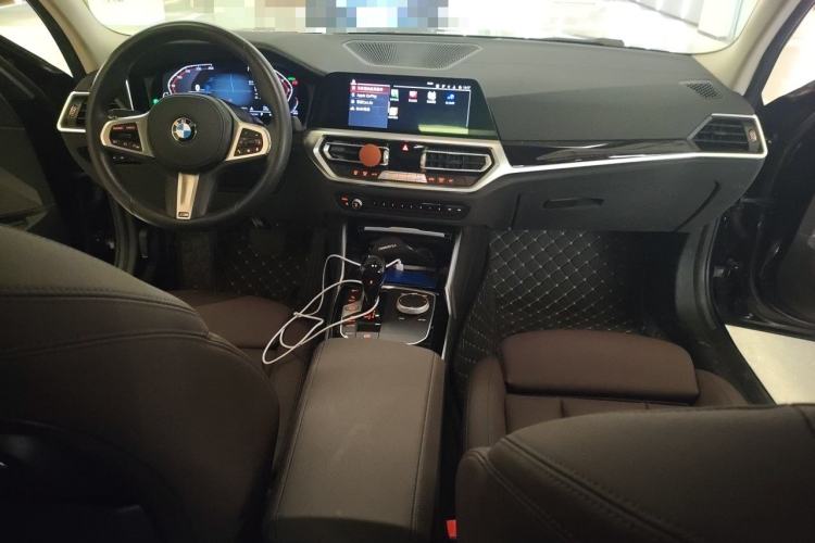 Used BMW 3 Series 2021 Facelifted 320Li M Sport Package Center Console