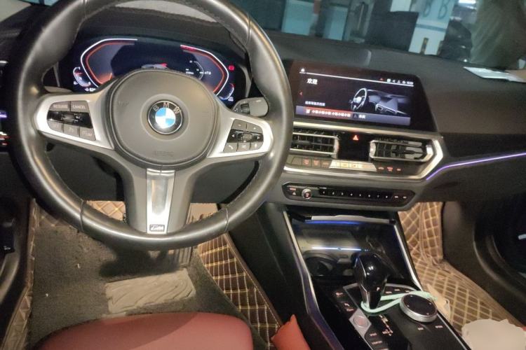 Used BMW 3 Series 2021 Facelifted 320Li M Sport Package Center Console