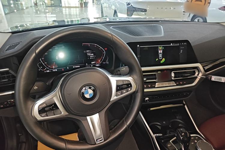 Used BMW 3 Series 2021 Facelifted 320Li M Sport Package Center Console