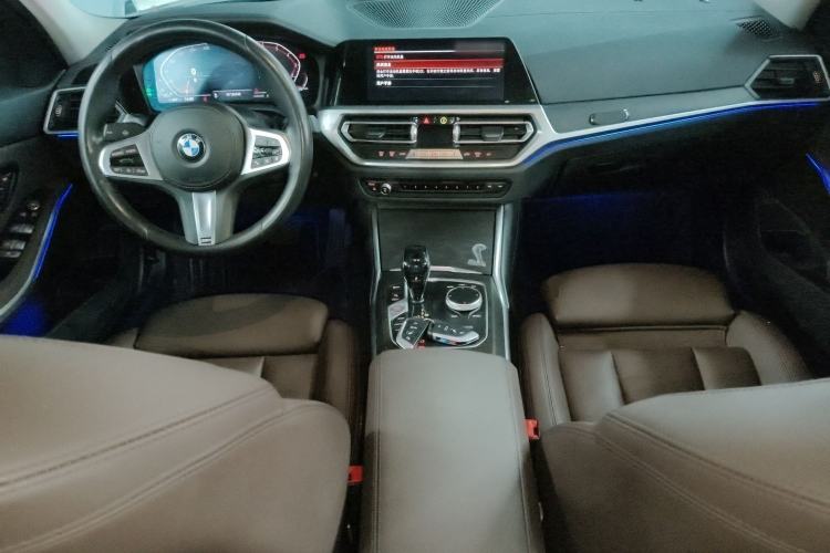Used BMW 3 Series 2021 325i M Sport Package Center Console