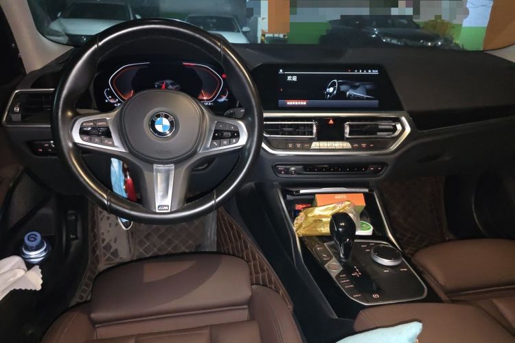Used BMW 3 Series 2021 Second Facelift 320Li M Sport Package Center Console