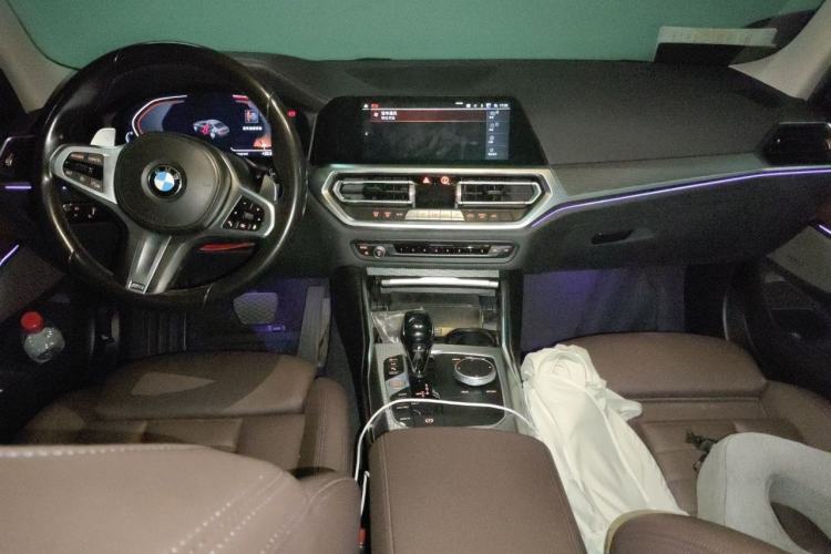 Used BMW 3 Series 2021 Facelifted 325Li M Sport Night Edition Package Center Console
