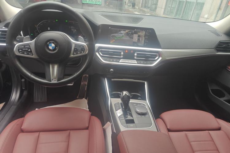 Used BMW 3 Series 2021 330Li xDrive M Sport Night Edition Center Console