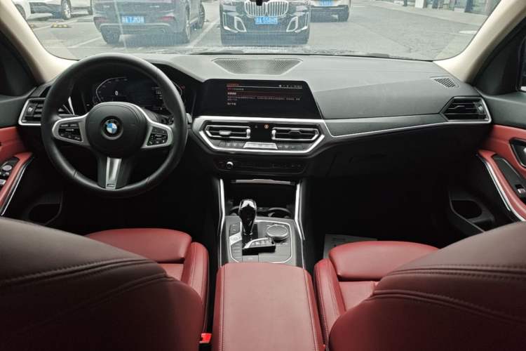 Used BMW 3 Series 2021 Restyled 325i M Sport Package Center Console