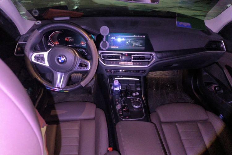 Used BMW 3 Series 2021 Facelifted 320Li M Sport Package Center Console