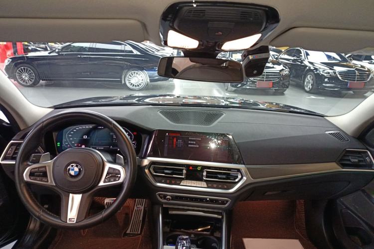 Used BMW 3 Series 2021 Second Facelift 325Li M Sport Night Edition Package Center Console