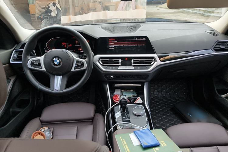 Used BMW 3 Series 2021 320Li M Sport Package Center Console