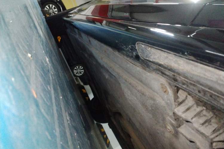 Used BMW 3 Series 2021 325Li M Sport Shadowline Package Chassis Front Right