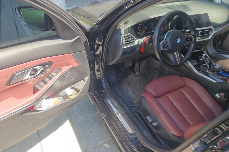 Used BMW 3 Series 2021 Facelifted 320Li M Sport Package Driver Seat