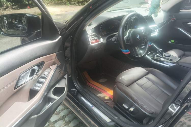 Used BMW 3 Series 2021 Facelifted 320Li M Sport Package Driver Seat