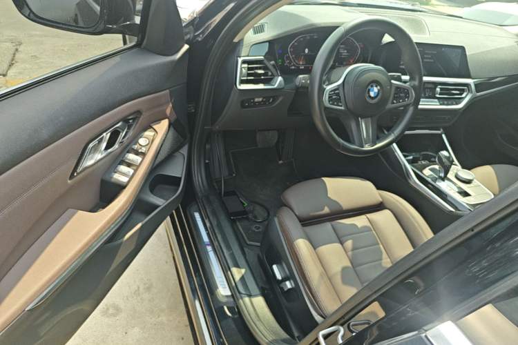 Used BMW 3 Series 2021 320Li M Sport Package Driver Seat