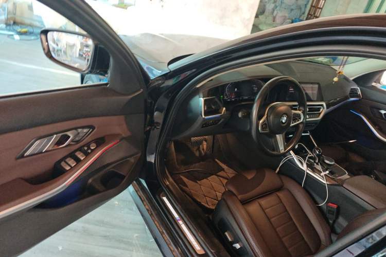 Used BMW 3 Series 2021 Restyled 325Li M Sport Package Driver Seat