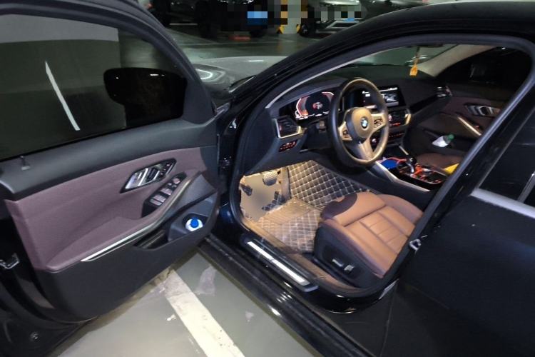 Used BMW 3 Series 2021 320Li M Sport Package Driver Seat