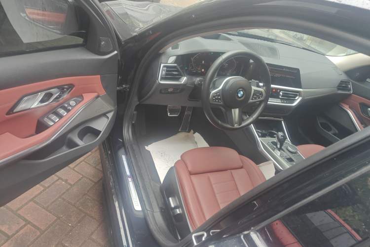 Used BMW 3 Series 2021 330Li xDrive M Sport Night Edition Driver Seat