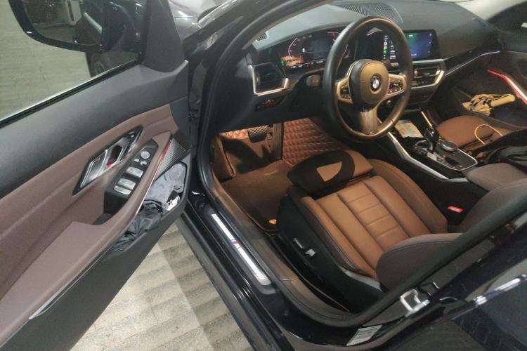 Used BMW 3 Series 2021 Second Facelift 320Li M Sport Package Driver Seat