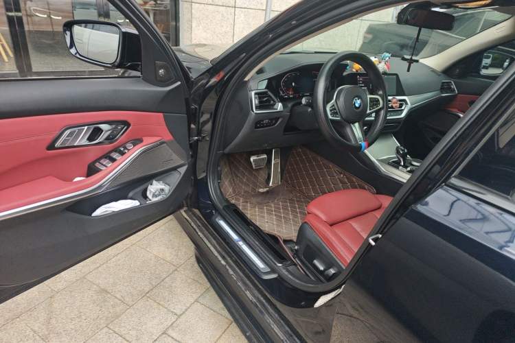 Used BMW 3 Series 2021 Facelifted 325Li M Sport Night Edition Package Driver Seat
