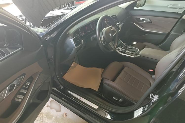 Used BMW 3 Series 2021 Facelifted 320Li M Sport Package Driver Seat