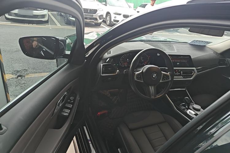 Used BMW 3 Series 2021 Restyled 325Li M Sport Package Driver Seat