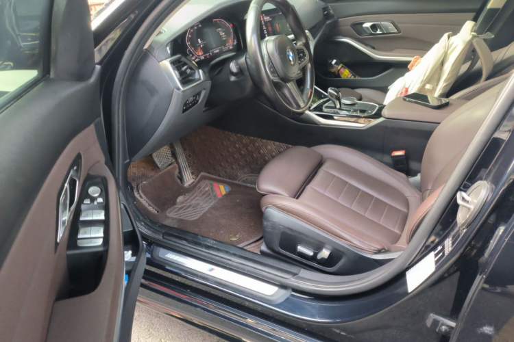 Used BMW 3 Series 2021 320Li M Sport Package Driver Seat