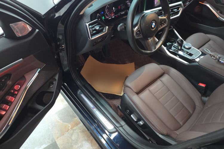 Used BMW 3 Series 2021 320Li M Sport Package Driver Seat